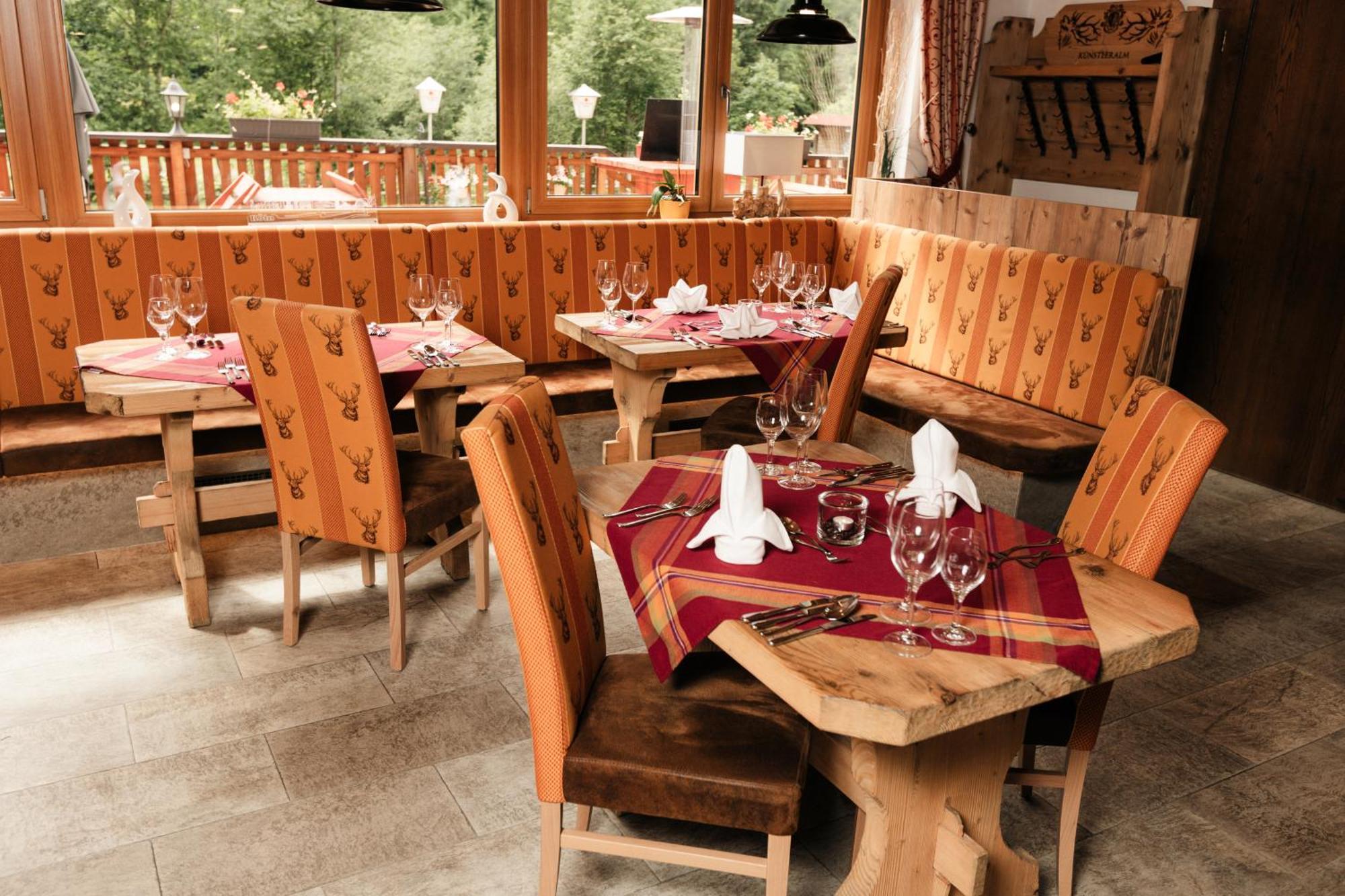 Hotel Kunstleralm 3*